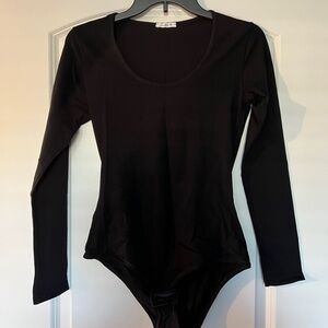 Jadea Elegant Black Long sleeve Bodysuit